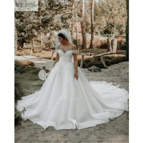 White Organza Lace Appliques Beading V-Neck Floor-Length Ball gown Wedding dress Chapel Train Custom made
