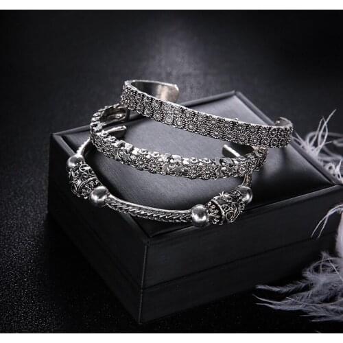 Bohemia Vintage Silver Plate Open Cuff Bangles For Women Fashion 3 Style Alloy Flower Geometric Pulseras Simple Bracelet Jewelry