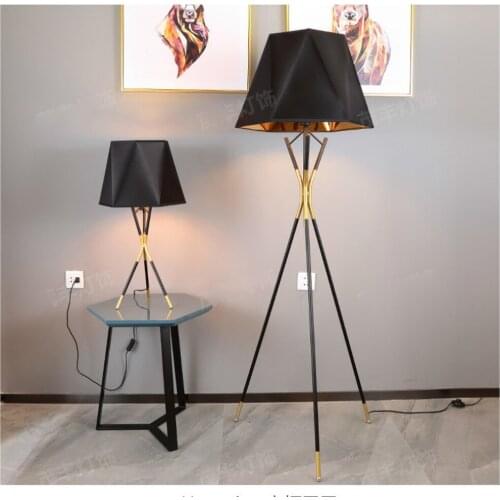 Nordic modern light luxury floor lamp living room bedroom hotel table lamp creative metal tripod fabric lamp Stand lamp CL091223