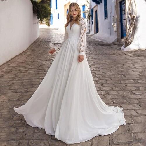 Weilinsha Plus Size Wedding Dress 2021 Elegant Chiffon Sweep Train A-line Scoop Neck Lace Long Sleeve Bridal Gowns