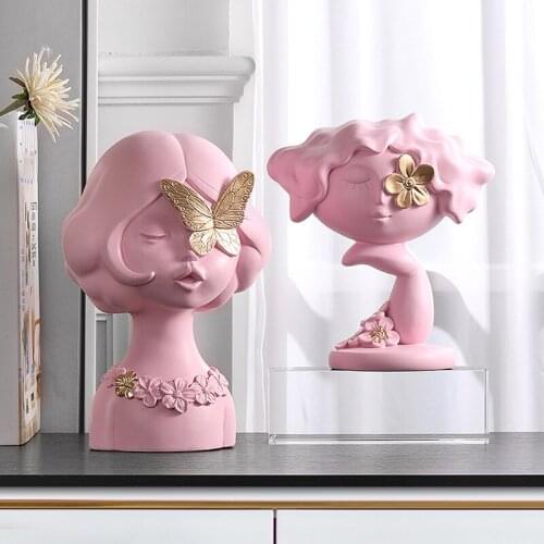 European Luxury Pink Girl Decoration Living Room Bedroom Wine Cabinet Character Sculpture Placed Home Decorations Birthday Gift