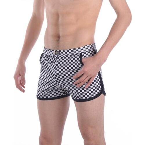 New Arrival Mens Short Trousers Casual Fashionable 3 Points Sports Comfortable Boxer Black and White Plaid Boxers