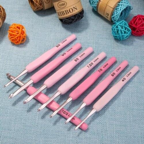 8Pcs/Set Multicolor Plastic Handle Aluminum Crochet Hooks Knitting Needle Set 2.5mm-6mm Yarn Sweater Weave Craft Tools
