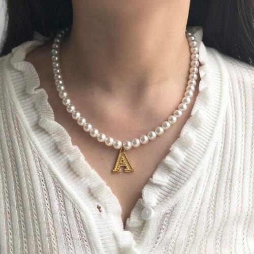 A-Z Initial Pearl Chain Necklace Simulated Pearl Necklace Womens Neck Chain Goth Jewelry Stainless Steel Gold Alphabet Choker