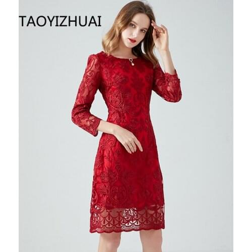 Red dress womens large brand embroidery high end temperament spring and autumn new small mom wedding dress versatile skirt