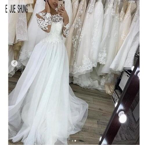 E JUE SHUNG Robe De Mariage Long Sleeves boho Wedding Dresses Button Back Lace Appliques Vintage Beach Bridal Gowns
