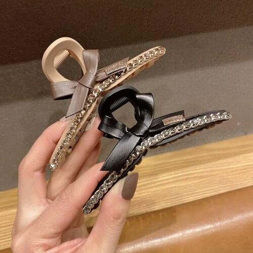 1 Pcs Acrylic Bow Hair Claws Hair Accessories Elegant Trendy Ladies Headwear Geometric Hair Crab Clips For Female
