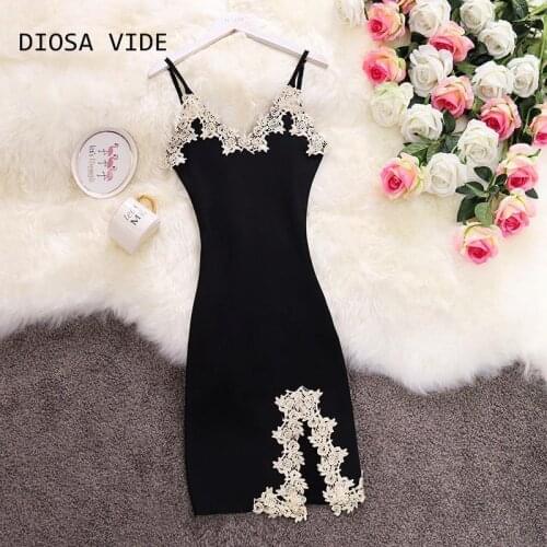 Strap lace embroidery V-neck wild bag hip split knit dress small black female 2020 summer new style