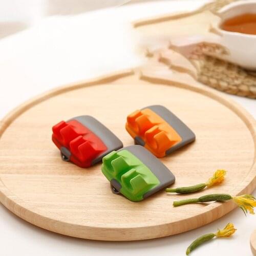 Two-finger Fruit Peeler Anti-cutting Hand Melon Planing Fruits And Vegetables Peeling Tool Stainless Steel Kitchen Accessories