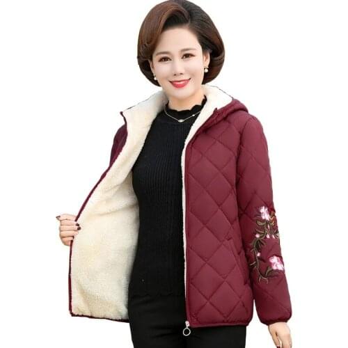 2021 Autumn Winter Cotton Jacket Female Flocking Coat New Fashion Hooded Thick Warm Short Outerwear Plus Size Short Women Parkas