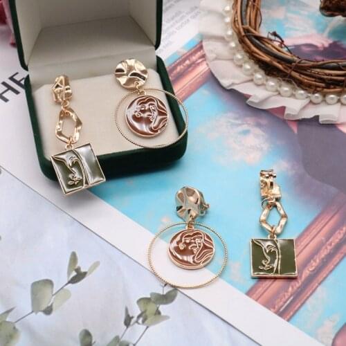 Asymmetric Earrings Enamel Personality Fashion Creative Classic Dangle Brincos Abstract Temperament For Women Party Gifts
