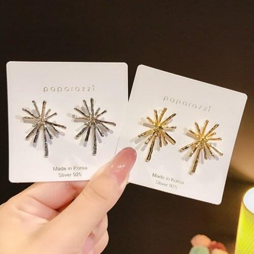 Simple Snowflake Gold Silver Color Stud Earrings For Women Fashion Alloy Geometric Punk Design Earrings Jewelry Accessories New
