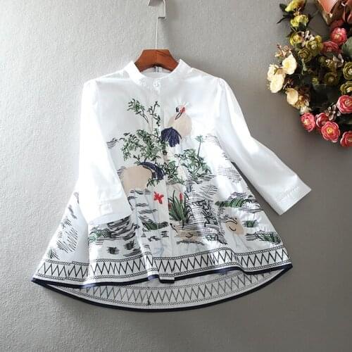 Womens Spring Summer A-Line embroidery vintage shirt Female casual loose cotton tops blouse TB1116