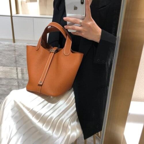 LOMANTINA Simple Small Togo Leather Bucket Bags For Women 2021 New Fashion Shoulder Handbag Female Travel Shoulder Purse 18.22cm