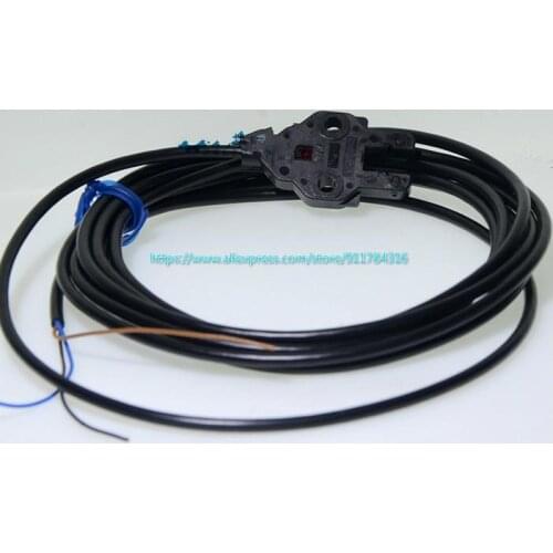 New Original Omron Optoelectronics Switch EE-SX670 EE-SX671 SX672A SX673P 674R -WR