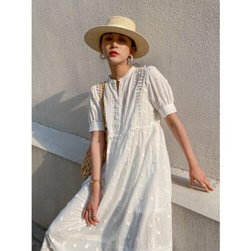 Summer new womens short sleeve French temperament cotton embroidery dress white medium length skirt