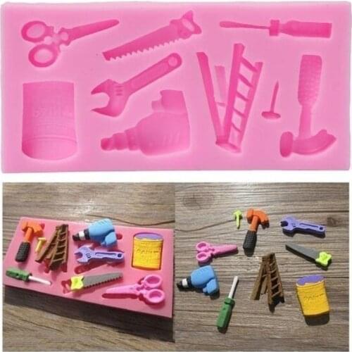 3D Repair Tools Cake Mold Silicone Hammer Scissors Shape Fondant Chocolate Mold DIY Sugar Dessert Decoration (Size:11.3x5.5x1cm)
