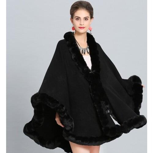 Imitation Fox Fur Collar Knitted Shawl Cloak Coat Hot Sale High Street Style One Botton Winter New Overoat Fashion Luxury Jacket