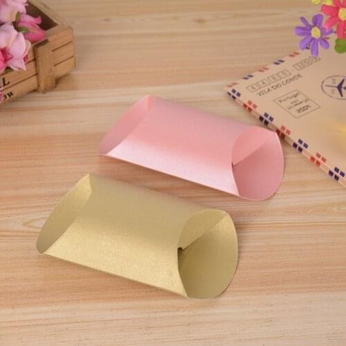 100pcs/Set Cute Kraft Paper Pillow Shape Candy Boxes Wedding Favors Gift Candy Boxes Home Party Birthday Supplies