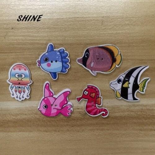 SHINE 30pcs Wooden Sewing Buttons Scrapbooking Fish Mixed Two Holes Costura Botones bottoni botoes 24-35mm