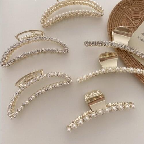 2021 New Korean Shiny Metal Hair Claw Clip Luxury Imitation Pearl Rhinestone Beaded Jaw Clamp Geometric Large Ponytail Barrettes