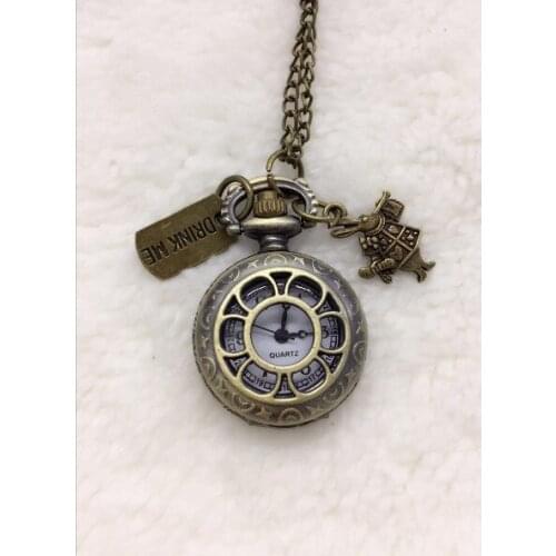 Retro Design Small Pocket Watch Alice in Wonderland Pendant Charm Drink Me Necklace Watches Women Gift 10pca