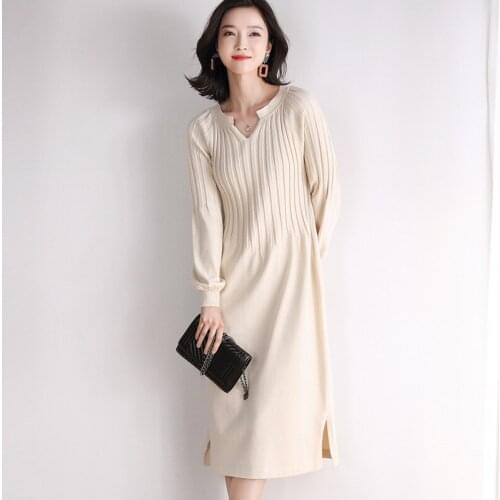 Knitted Sweater Horn Sleeve Spring and Autumn Dress New Womens Sweater Loose-fitting Net Red Sea Breeze Bottom Shirt Top