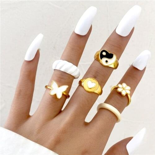 17KM White Rings