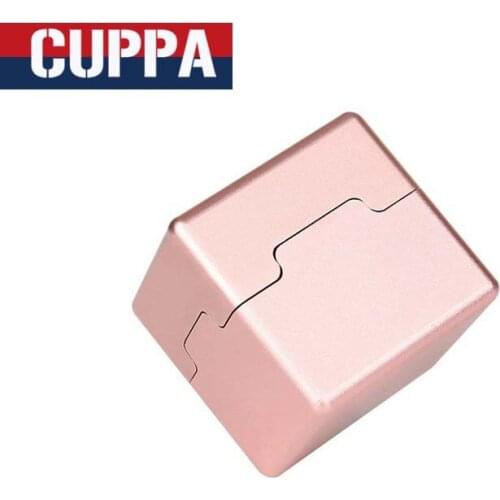 Pocket Pool Chalk Holder, Aluminum Billiard Snooker Cue Chalk Holder, Magnetic Closure, 1.1" x 1.1" x 1.1" Cube