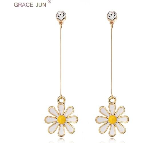 GRACE JUN Hot Sale Rhinestone Enamel Small Daisy Flower Clip on Earrings and Pierced Earrings for Women Xmas Gift