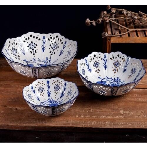 Blue and white porcelain fruit plate creative Chinese style home living room coffee table decoration ceramic dried fruit pot