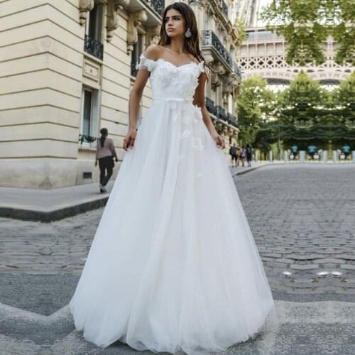 White Tulle Bridal Gowns Off the Shoulder Appliques Floor Length Lace up Ruched Wedding Dresses