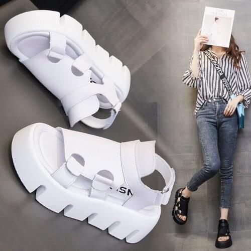 Trifle sandals womens shoes summer new style comfortable thick-soled casual retro open-toed Roman sandals female tide X834