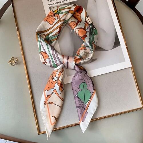 2021 Fashion 70X70CM Dustproof Kerchief New Print Silk Scarves Autumn Female Flower Sunscreen Shawls Luxury Small Square Towel