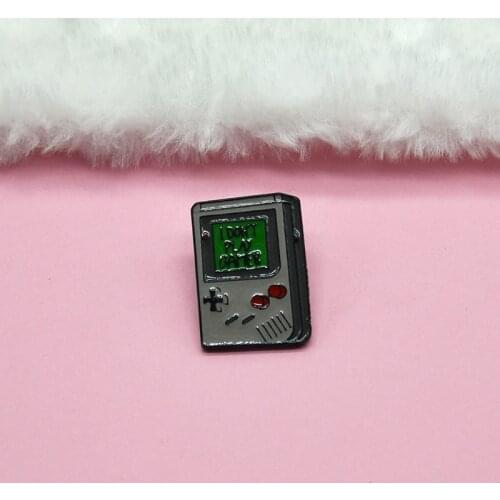 I Don't Play Game Badge Retro Classic Game Console Metal Enamel Brooch Cartoon Trendy Costume Backpack Jewelry Gift For Friends