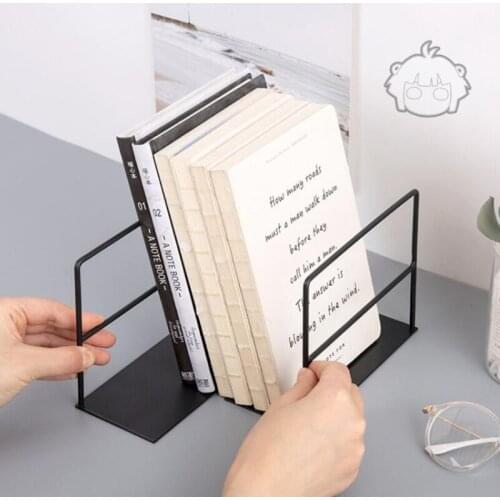 1 Pair Creative Metal Hollow-out Bookends White/Black Book Stands for Home Office Bookshelf Home Decorative Book Stoppers