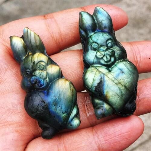 1pcs AAAA Beautiful crystal engraved natural hand-carved labrador stone bunny necklace with stylish jewelry gifts