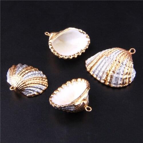3pcs Natural Conch Shell Pendant Gold Plated Alloy Edge Scallop Seashell Beads for Jewelry Necklace Making DIY Handmade Charms