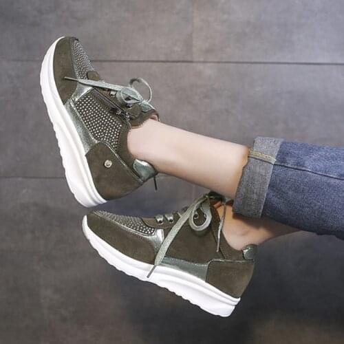 Women Running Shoes Breathable Casual Shoes Outdoor Light Weight Sports Shoes Casual Walking Sneakers Tenis Feminino Shoes