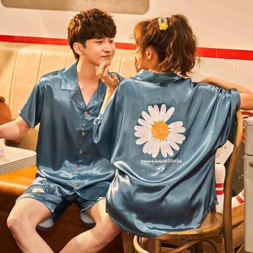 Summer Ice Silk Pajamas Women Lovers Thin Short Sleeve Lovely Loose Leisurewear Mens Sweet Couples Set