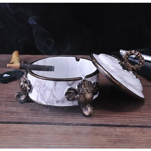 European ashtray with lid creative large resin Nordic home living room decoration elephant ornaments pen holder Resin ashtray