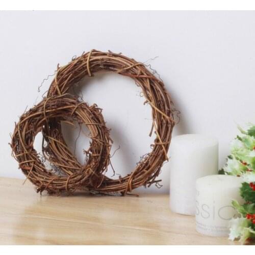 12pcs/lot 15cm 5.9 inch Christmas Rattan Ring American Style Natural Circle Rattan Festive Shop Window Door Hanging Wreaths