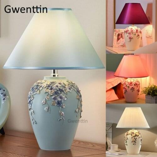 Modern Romantic Flower Table Lamps Led Stand Desk Light Resin Standing Lights for Living Room Bedroom Bedside Lamp Home Decor