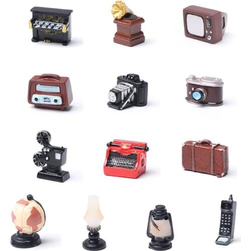 1PC Vintage Miniature Dollhouse Ornaments Toy Mini Telephone/Pianos /TV Model Furniture Figurine Doll House Accessories