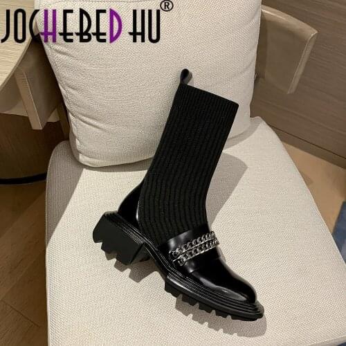 【JOCHEBED HU】Luxury Platform Chelsea Botas Women Genuine Leather Metal Chain Decor Ankle Boots British Style Motorcycle Short