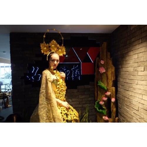 Gold series costumes Gold Baroque light commercial models catwalk cosplay party costumes