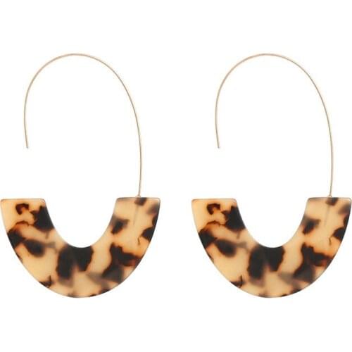 Fashion Earrings for Women Acrylic Resin Earrings Bohemia Shell Earrings Statement Stud For Ladies