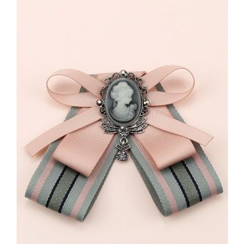 Korean Bow Tie Bowknot Ribbon Brooch Pin Beauty Head Necktie Shirt Collar Pins and Brooches for Women Jewelry Accessories
