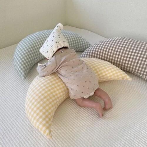Cotton Moon Pillow Baby Sleeping Nursing Face Pillow Newborn Summer Cushion Bolster Lovely Baby Room Decoration Stuff