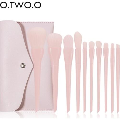 O.TWO.O 10 Pcs Makeup Brushes Set Eye Shadow Face Blush Foundation Presses Powder Eyebrow Brushes Cosmetics Tools Maquiagem Bag